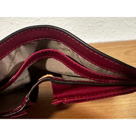 Michael Kors Saffiano Jet Set Red Small Bifold Wallet EUC - Picture 7 of 10